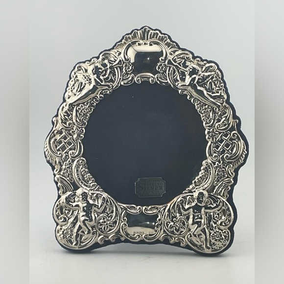 Robert Carrs Sterling Silver & Velvet Reposse Picture Frame 6”X 7” - Picture 7 of 11